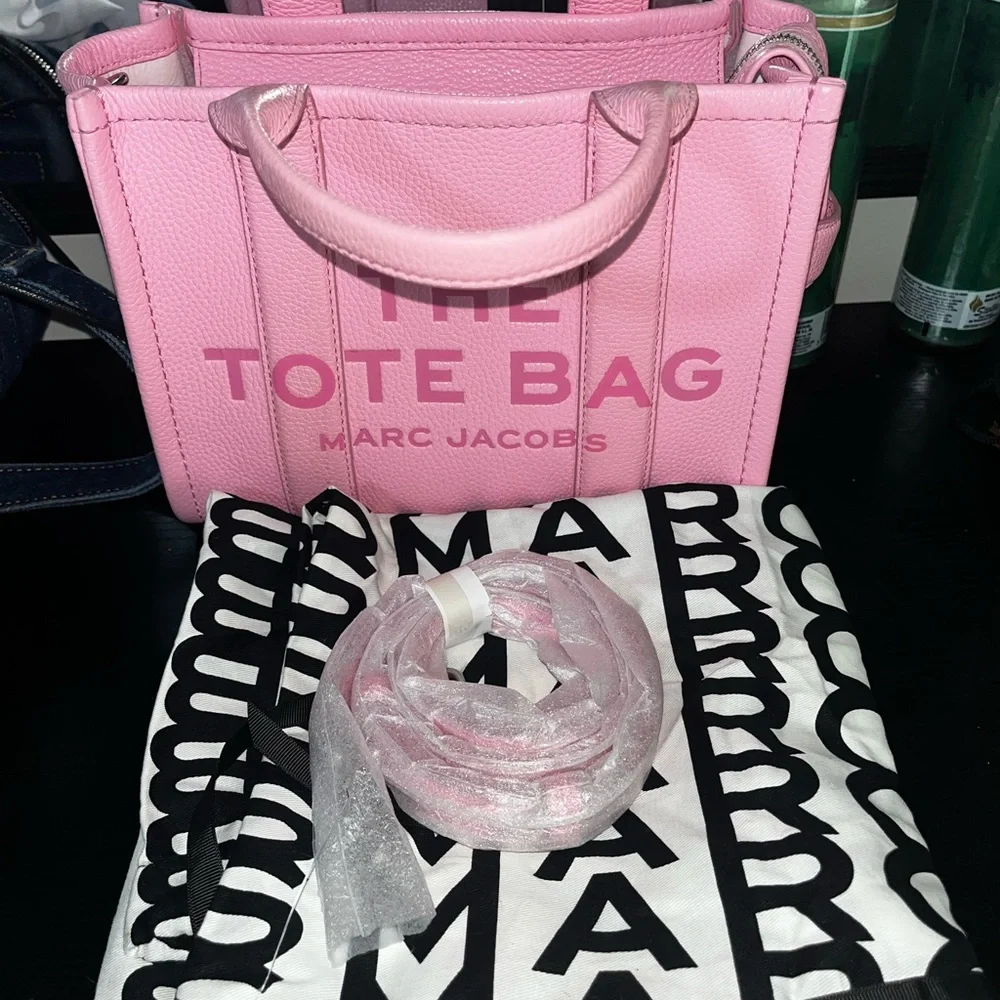 Marc Jacobs Pink Tote Bag - Picture 13 of 13
